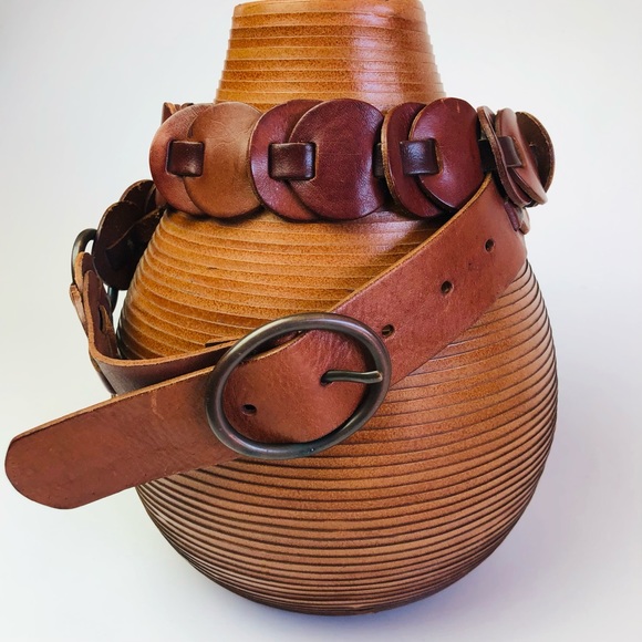 Fossil Leather Circle Link Belt - Picture 3 of 7